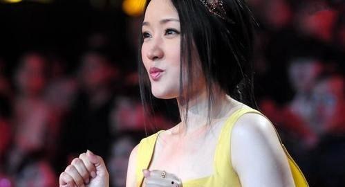 吃瓜娱乐杨钰莹视频播放,回忆杀！